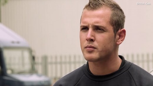 British Gas explains how a smart meter installation works | Daily Mail Online