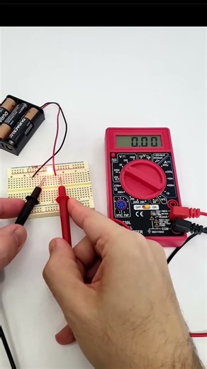 • Test output voltage using a multimeter.