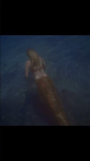 ZANE rescues RIKKI 😍😱#h2ojustaddwater #h2o