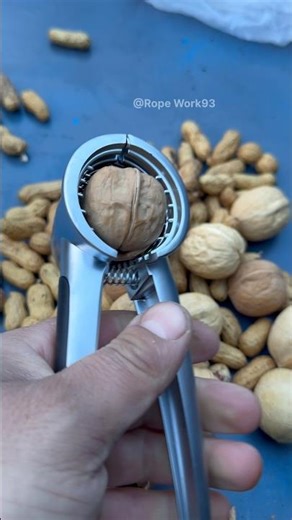 The Easiest Nut-Peeling Trick You’ll Ever Try!