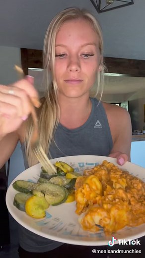 Quick & Easy Tortellini Bake: 5-Ingredient Dinner