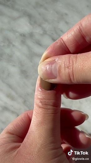 How to Apply Press On Nails with Sticky Tabs Tutorial