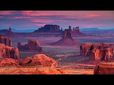 Monument Valley at Sunset - Stunning Landscape of Navajo Tribal Park