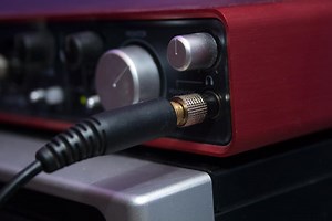 Can I Use An Audio Interface Without A Computer? | Home Studio Connection