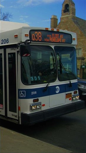 New Flyer C40LF The Classic Low-Floor CNG Workhorse of Urban Transit New Flyer, C40LF, New Flyer