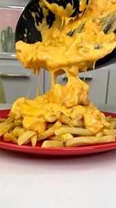 461K views · 9.8K reactions | Batata frita com molho de queijos, bacon e frango! {happy hour com Camis} ! | Camila Masullo | Facebook