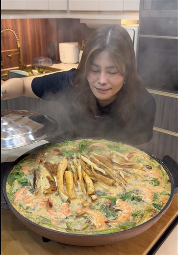 #modernnanay #connhcruz #cookingseries #cookingasmr #foodtiktok | Making Food