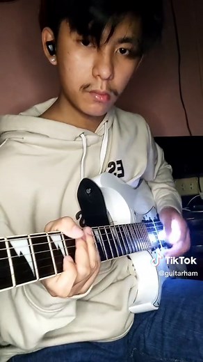 Mastering the Canon Rock on Electric Guitar