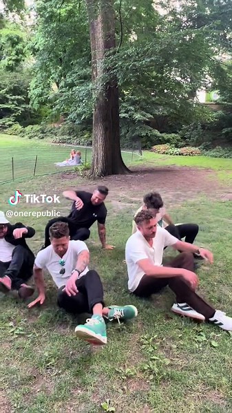 One Direction Reunion at Brit Awards - Scott as a Kid and Liam Payne's Journey