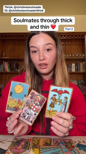 Christina The Tarot Reader ✨💜 (@christinatarotreader)’s video of tarot card reading
