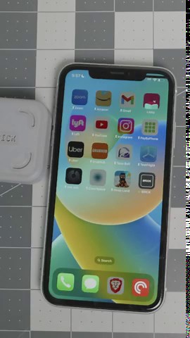 Make your iPhone a DUMBPHONE with this App (Brick App)