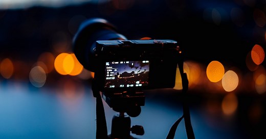 How to Clean Your Mirrorless Camera Sensor (Full Guide)