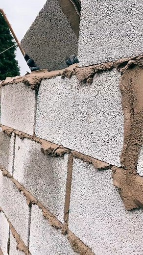 117K views · 380 reactions | How To Lay Bricks tricks For Beginners Using a line隣 | Bricklayer | Facebook