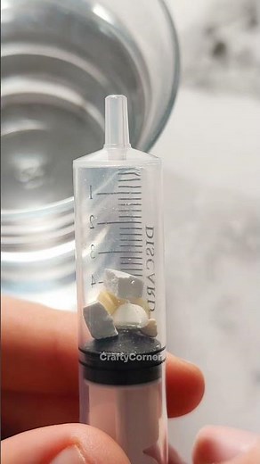 Having trouble swallowing pills? 💊 #HealthTips #MedicineHack #seniorhealth #ForYou #Wellness