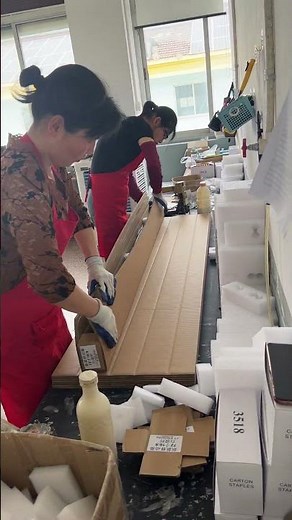 pull down projector screen 72 inch,60 to 300 inch portable outdoor movie screen factory,China