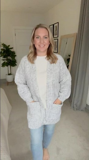 How To Make An Easy Crochet Cardigan (Beginner Friendly)