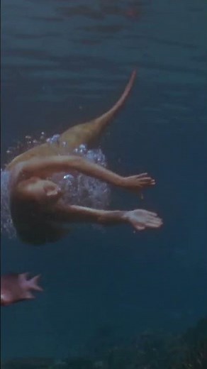 H2O powers explained in 11 seconds 🧜‍♀️ | H2O - Just add water!