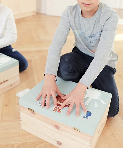 How to Make a DIY Memory Box in 5 Simple Steps (for Kids OR Adults!)