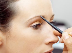 Best Eyebrow Fillers: How to Get a Natural Brow Look, According to Makeup Artists