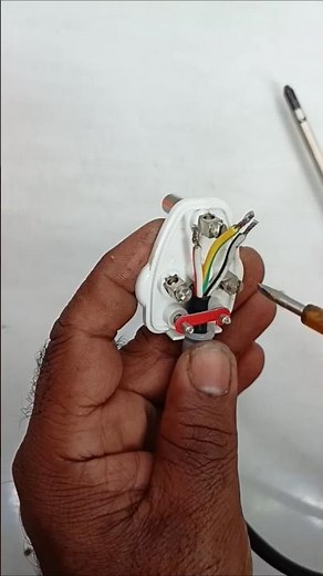 How to Wire a 3-Pin Plug / 3 Pin Plug Top Connection & Installation #plugwiring #shorts