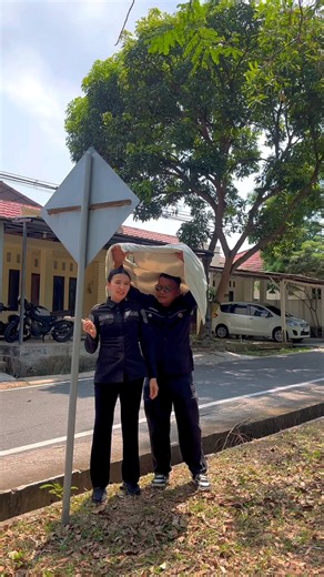 BUNDA HAMPIR JADI GILA #adeirawansiloy #polisirocker