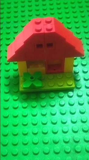 Tiny lego house under 15 pieces. #lego house