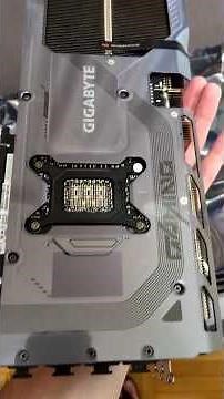 What's Inside the GIGABYTE GeForce RTX 5070 Ti GAMING OC box? [UNBOXING]