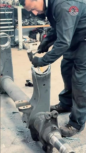 Hendrickson suspension hanger bushing ring replacement #axlespindle #trailer #axle #asmr #shorts